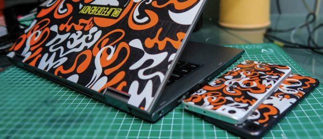 Desain Stiker Laptop dan Handphone | DIY